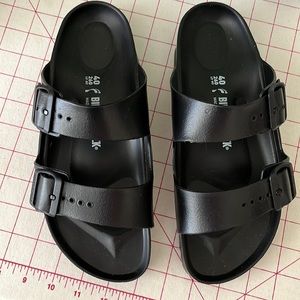 Birkenstock rubber sandals, mint condition